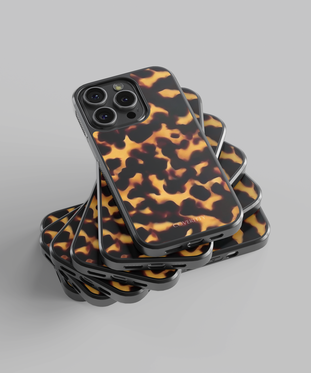 Magnetic phone case – detachable design by Coveritty